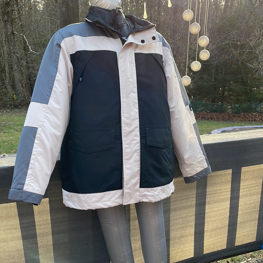 SplitRail Extreme Outdoors Convertible Coat